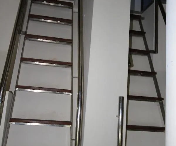 Marina Estate فيلة بروتاراس