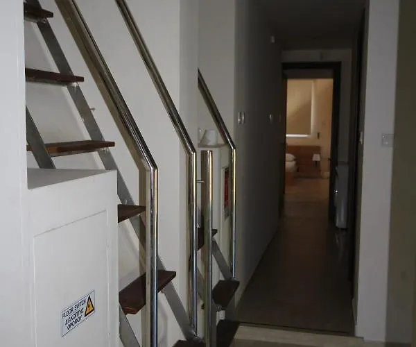 Marina Estate فيلة بروتاراس