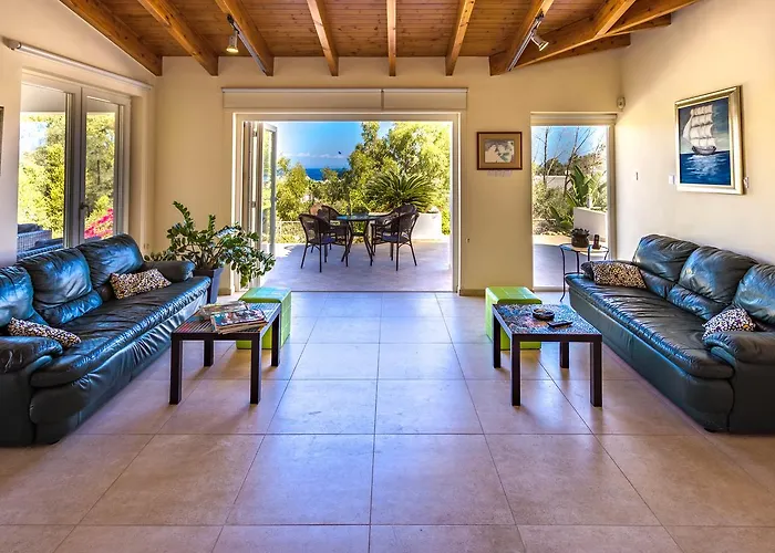 Marina Estate فيلة بروتاراس