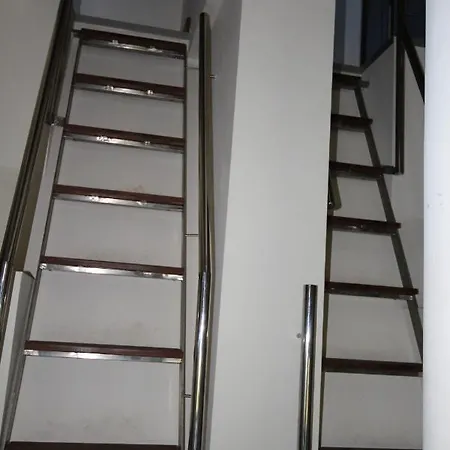 Marina Estate فيلة بروتاراس